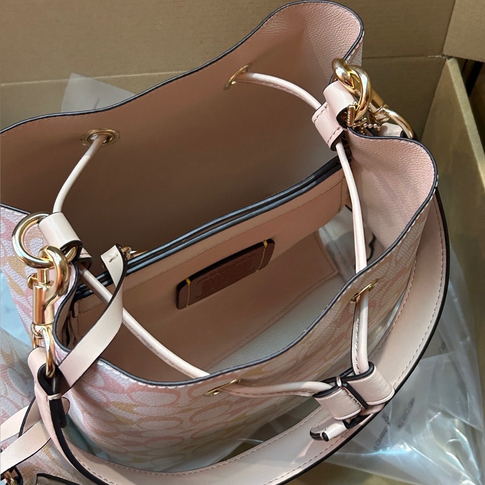 Coach Cream Pink Bucket Bag Crossbody Bag - Picture 7 of 9